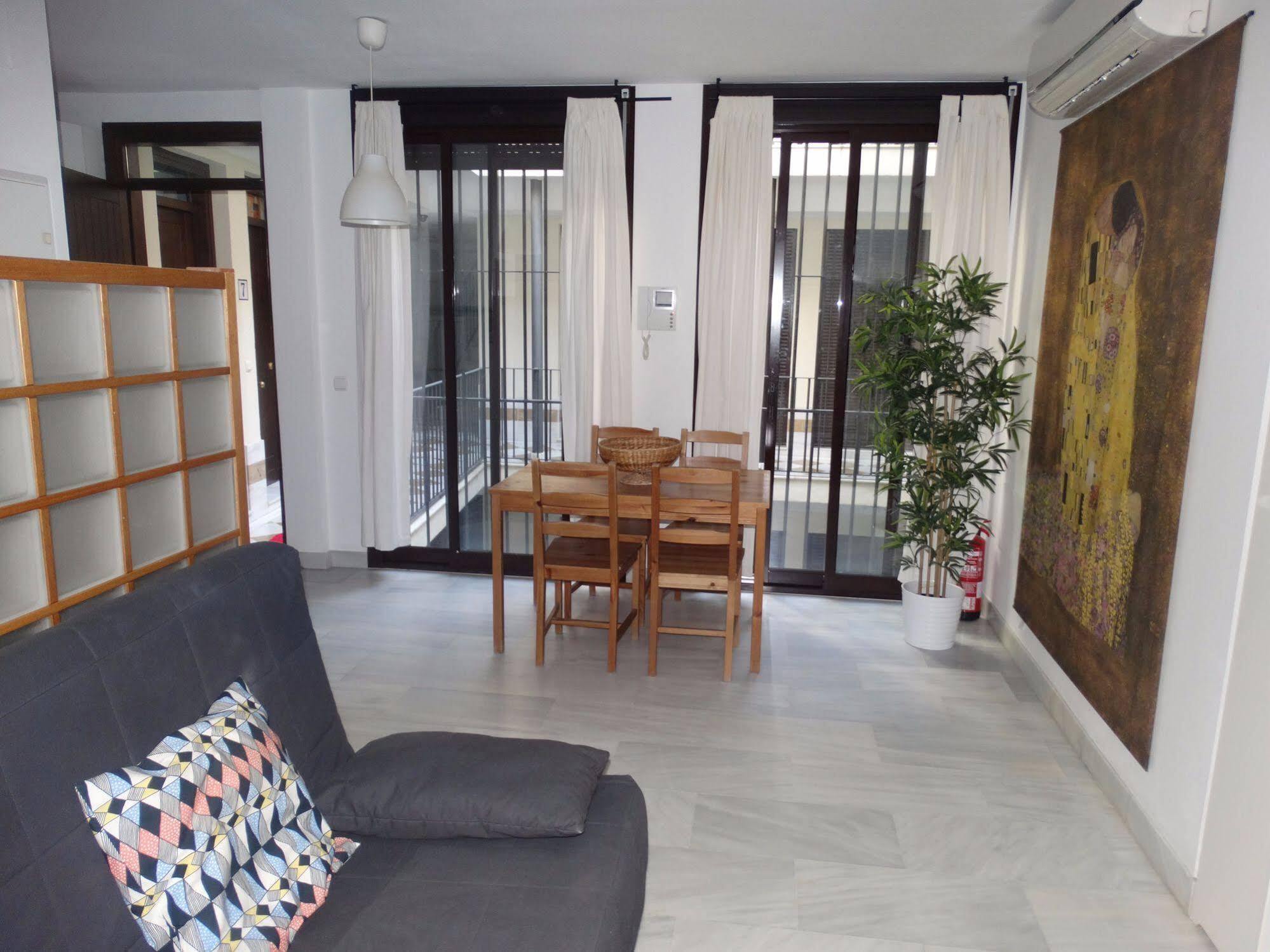 Málaga Apartamentos - Jinetes, 13 Exterior foto